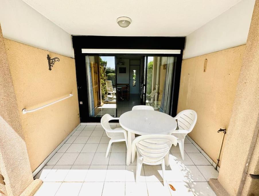 Apartment Front De Mer, 8min Du Palais Des Festivals